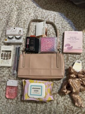 Beauty Bundle w/14 Brand New Items